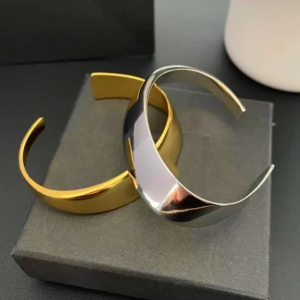 Bracelet ouvert