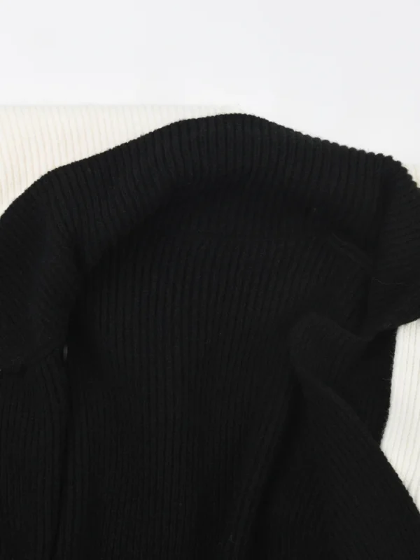 Cardigan Sweater – Image 4