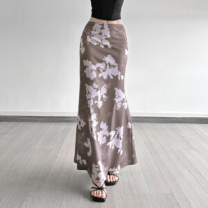 Retro floral printed midi skirt